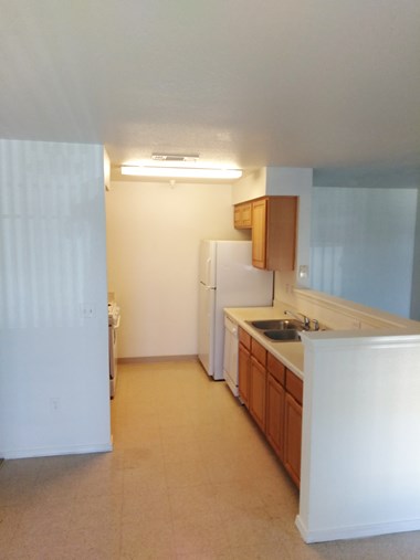 424 S E Street 2 Beds Apartment for Rent Photo Gallery 1